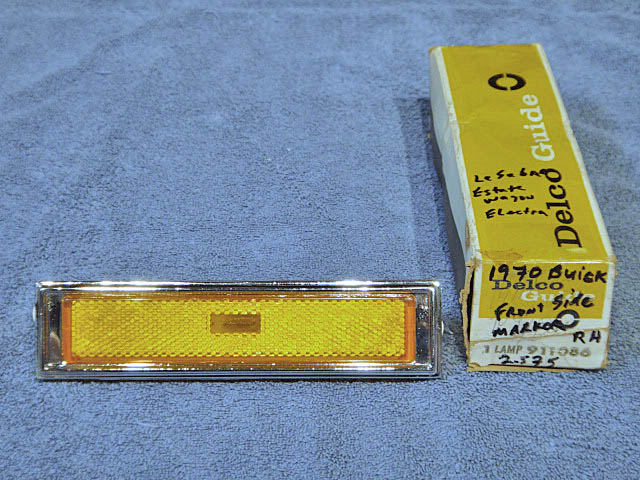 1970 Buick LeSabre Estate Wagon Wildcat Electra Front Side Marker Chrome Light Lamp NOS