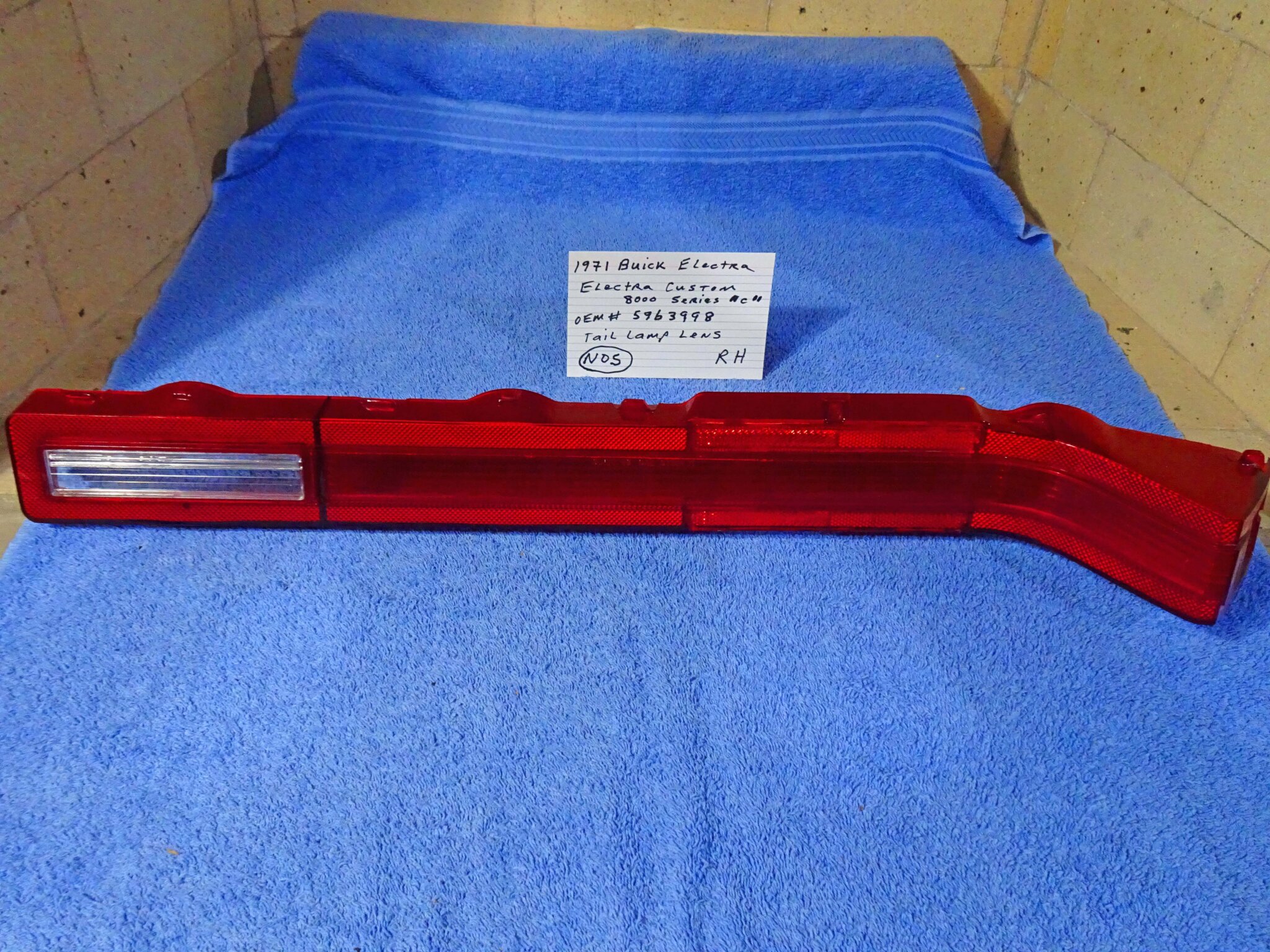 1971 Buick Electra Electra Custom Tail Light Lamp Lens NOS | Classic ...