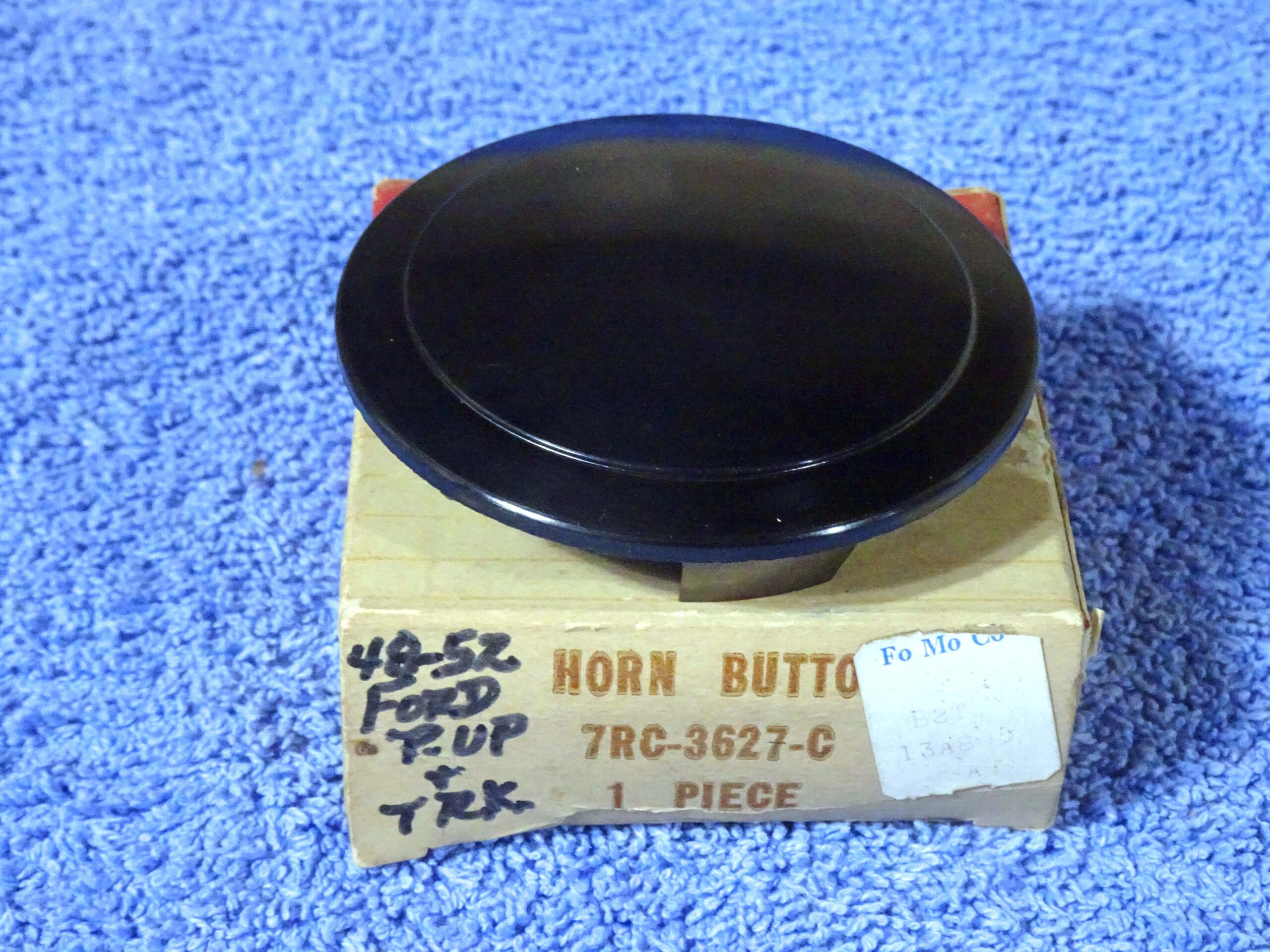 1948-1952 Ford Pickup Horn Button – Black Plastic – OEM Style 7HC-3627-C