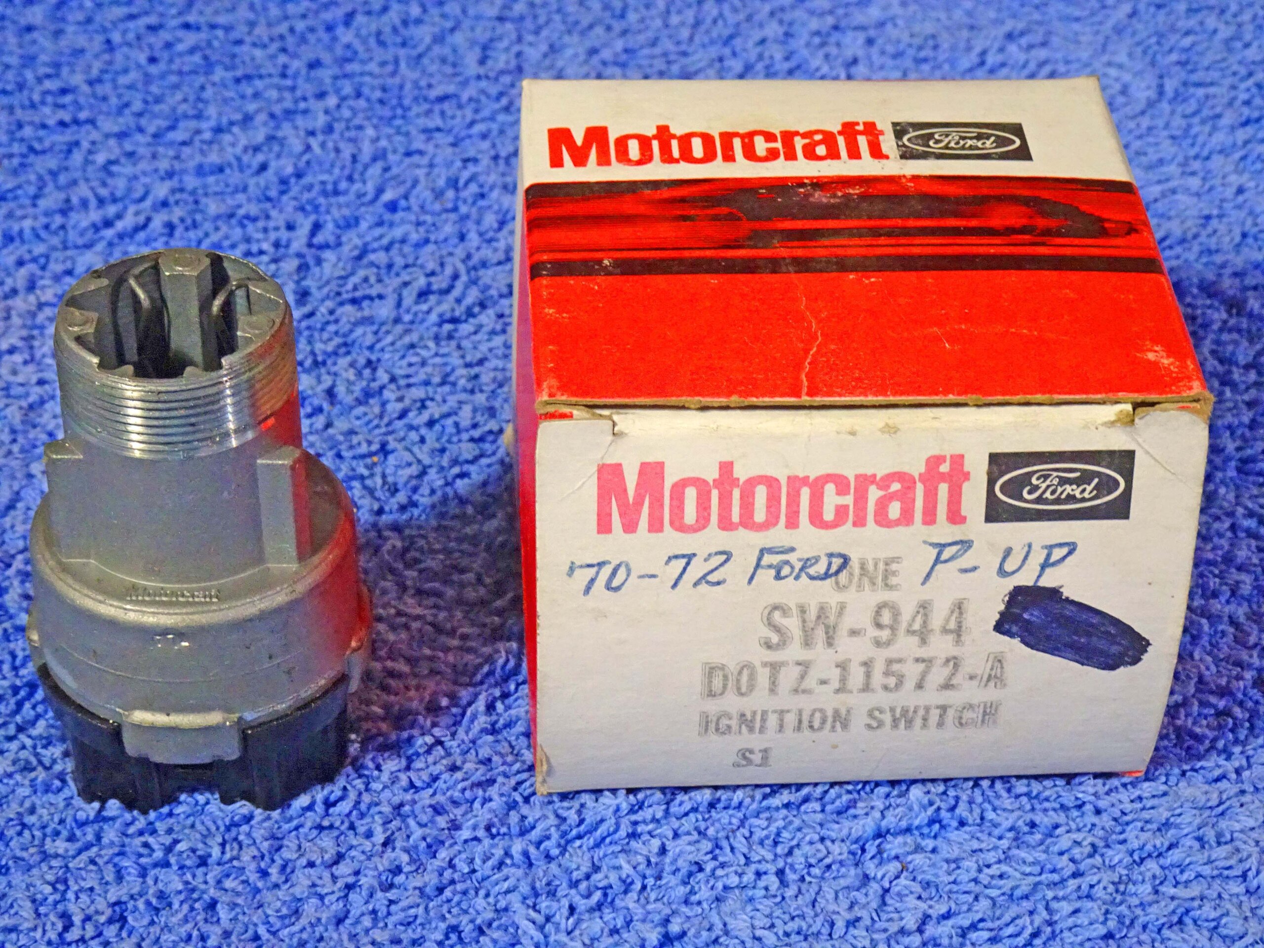 1970 1971 1972 Ford Truck Bronco Motorcraft Ignition Switch NOS
