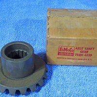 1948 1949 1950 1951 1952 Ford Truck FoMoCo Right Hand Long Hub Axel Shaft Gear 7EQH-4239 NOS