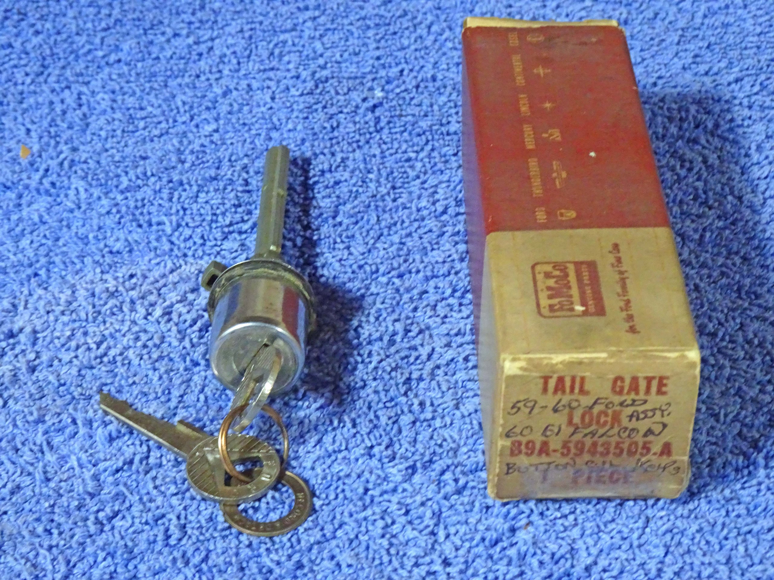 1959 1960 1961 Ford & Falcon Station Wagon Tail Gate Lock Cylinder & Keys NOS