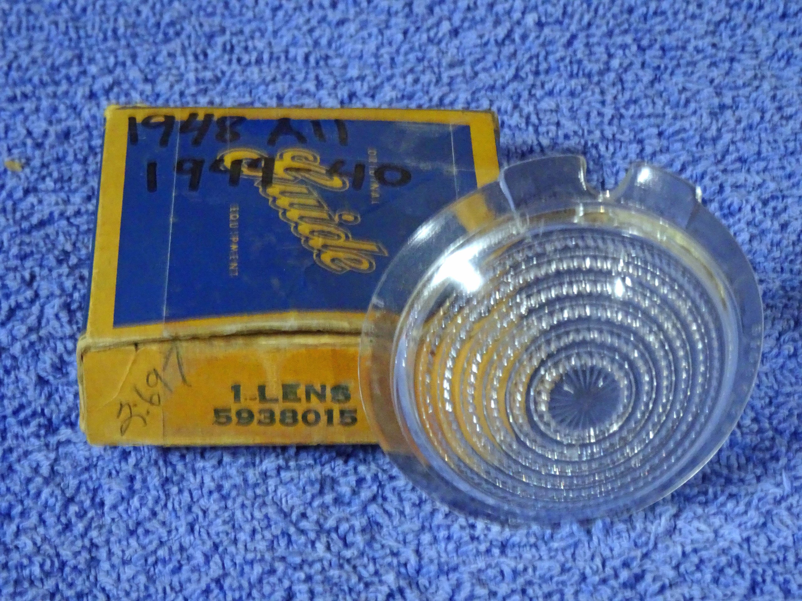 1948 1949 Buick Special Super Roadmaster Backup Light Lamp Lens NOS