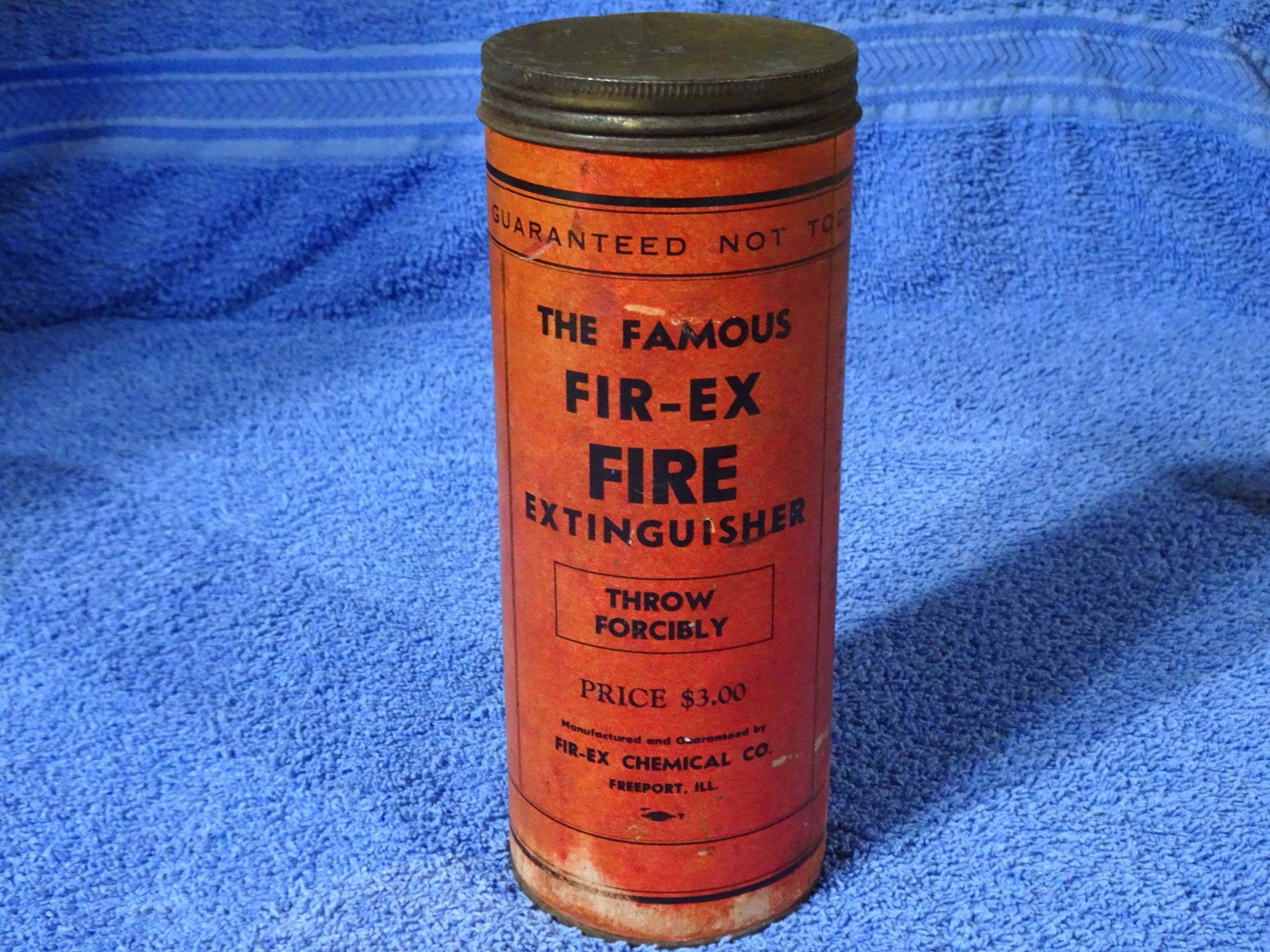 1950 1951 1952 1953 1954 1955 1956 1957 1958 1959 1960 THE FAMOUS FIRE-EX Powder FIRE EXTINGUISHER-THROW FORCIBLY NOS