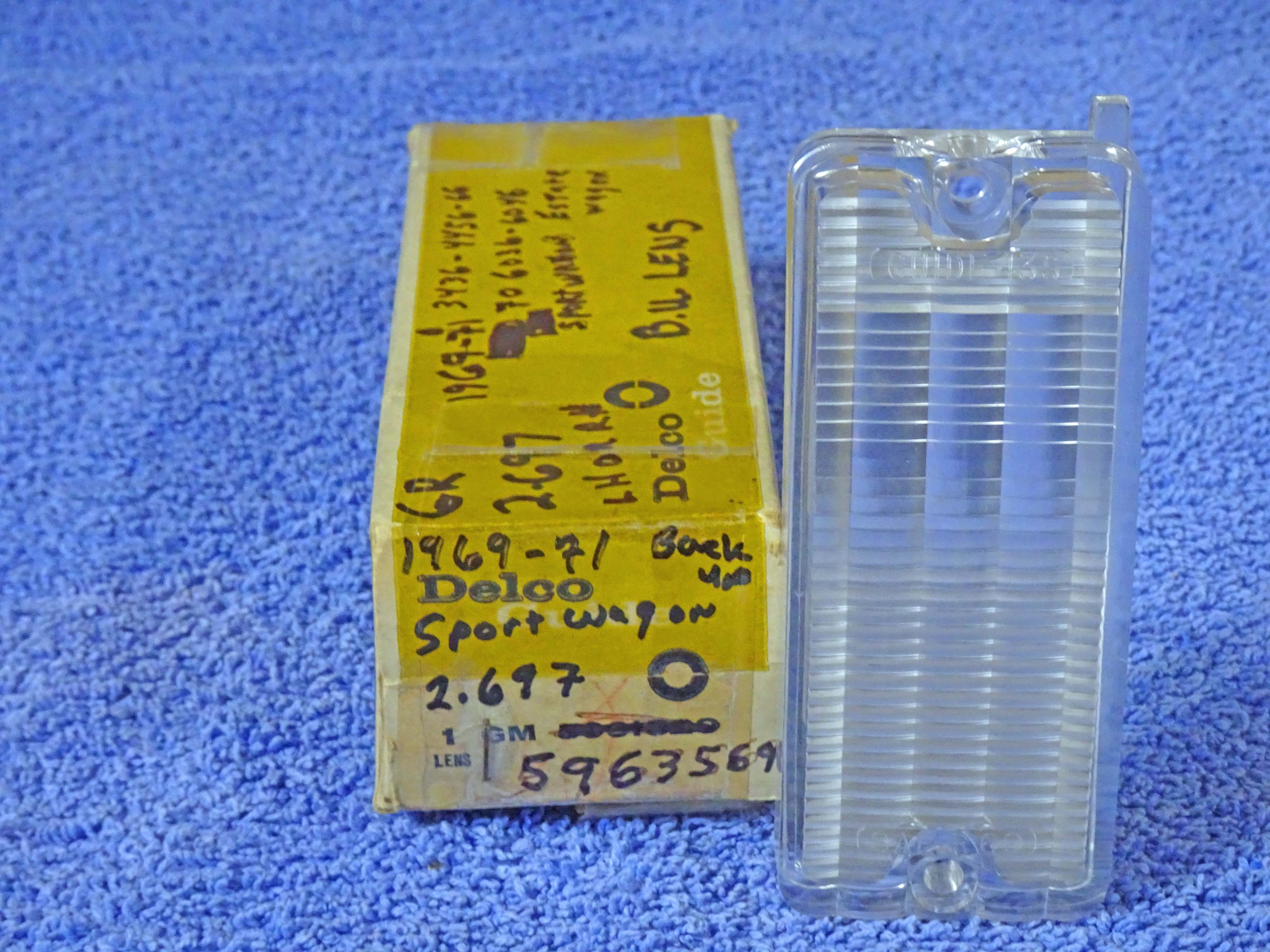 1969 1970 1971 1972 Buick Estate Wagon & Sportwagon Backup Light Lamp Lens NOS