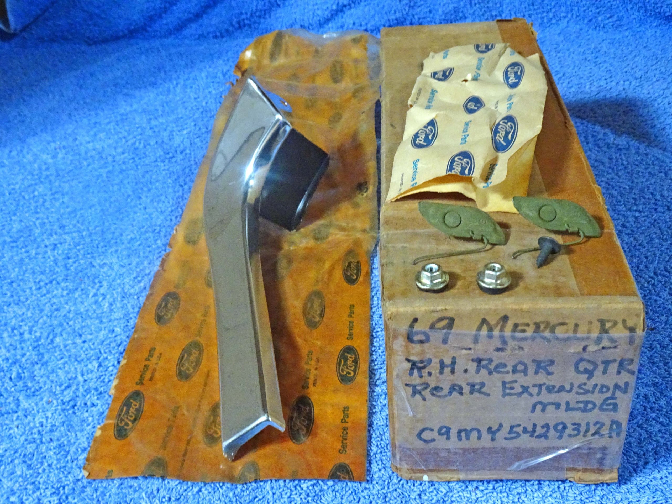 1969 1970 Mercury Marquis Monterey Rear Quarter Rear Extension Moulding with Hardware NOS